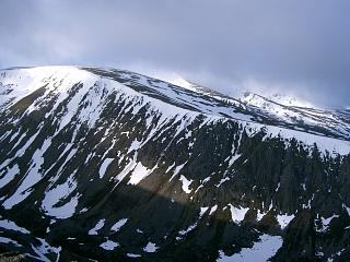 The ridge up to Sron na Lairige from Lurcher's Crag.