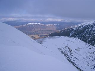 Looking down the N ridge of Sgurr nan Ceannaichean.