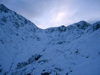 Looking SW back to Bealach Dearg 
from the descent path into the Lost Valley.