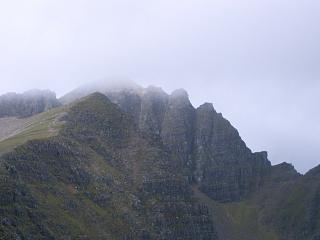 Am Fasarinen with the Northern Pinnacles behind.